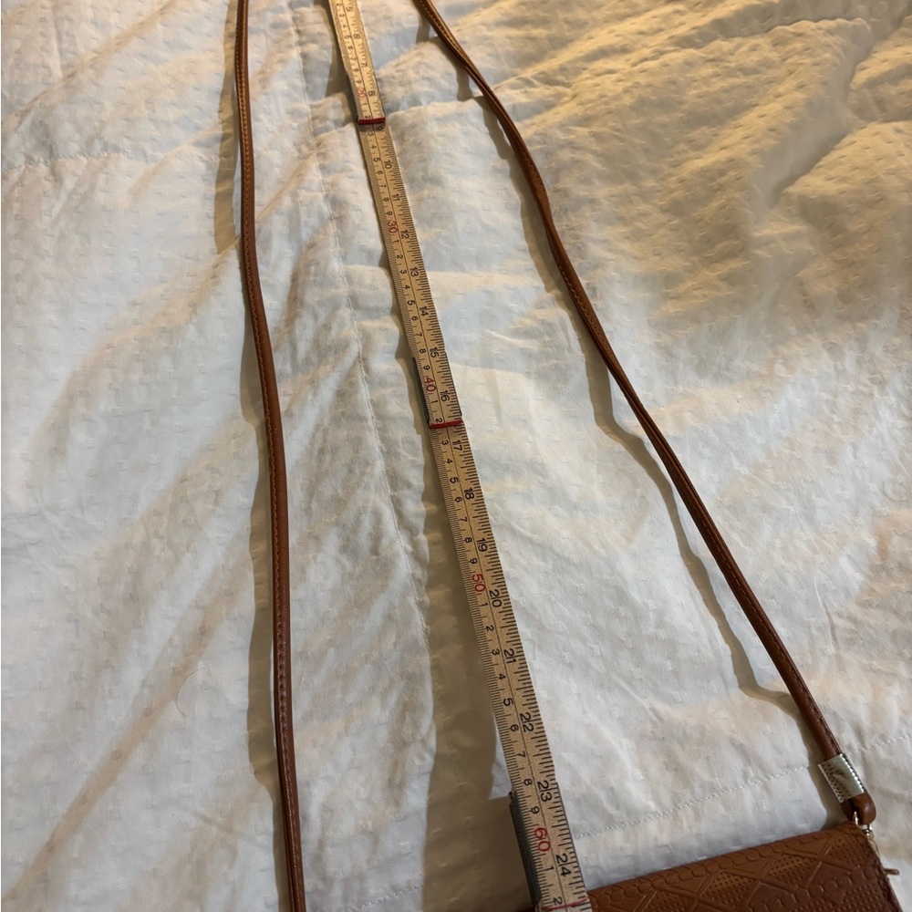 Chic Brown Crossbody Leather Bag - Picture 8 of 9